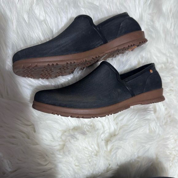 Bogs woman’s black waterproof shoes size 10‎ - Picture 2 of 5